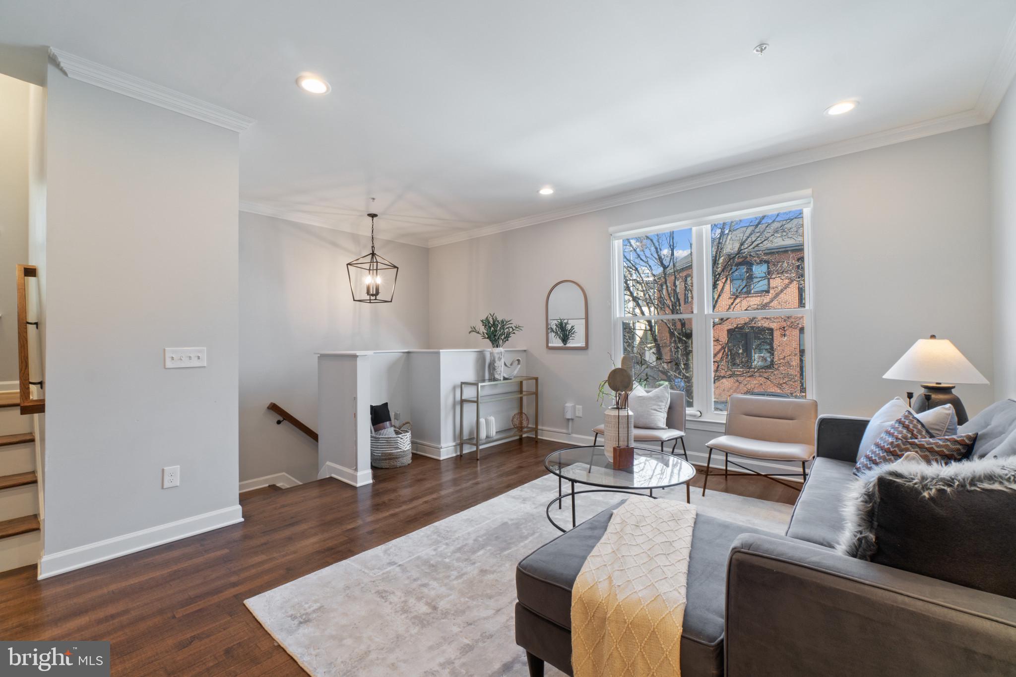 2330 Cambridge Walk Baltimore, MD 21224 - Photo 10 of 36