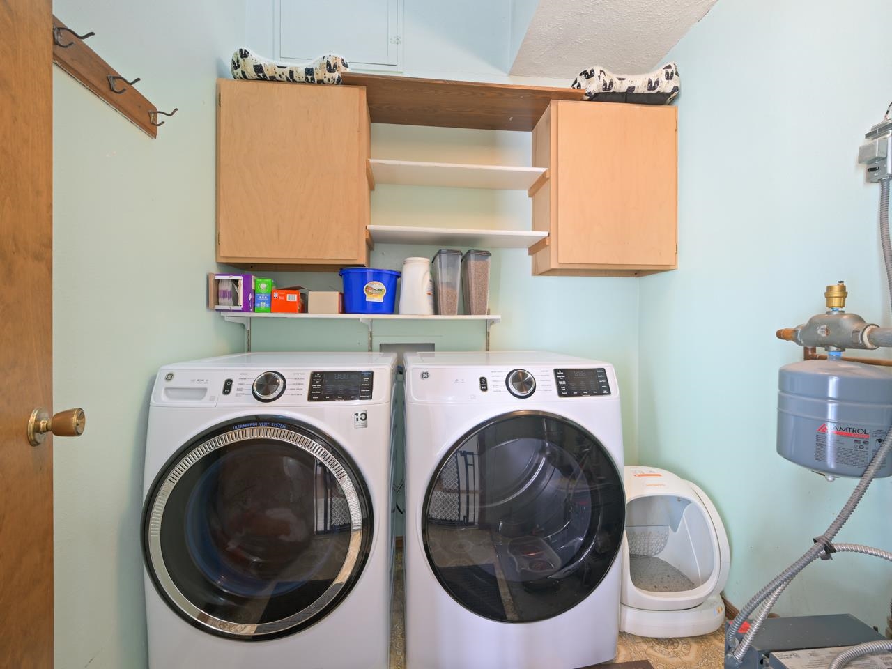 750 Pinyon Court Fruita, CO 81521 - Photo 28 of 40 a utility room with dryer and washer
