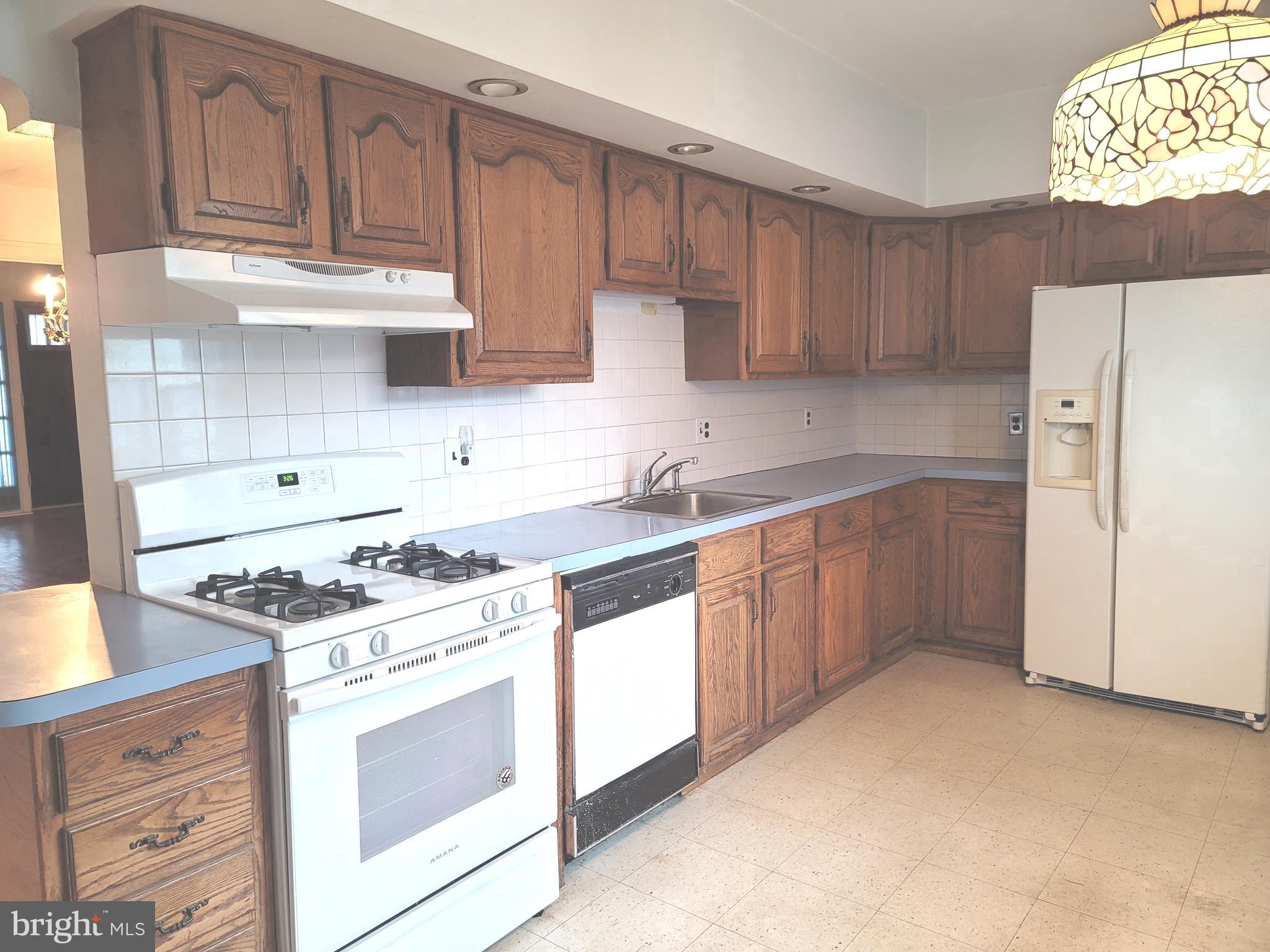492 Byberry Road Philadelphia, PA 19116 - Photo 16 of 42 Gallery Image 16