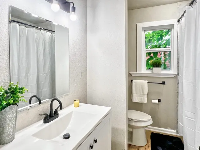 $199,900 | 510 Sulphur Street, Houston, TX 77034