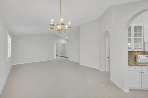 $399,950 | 7075 Vía Genova, Delray Beach, FL 33446