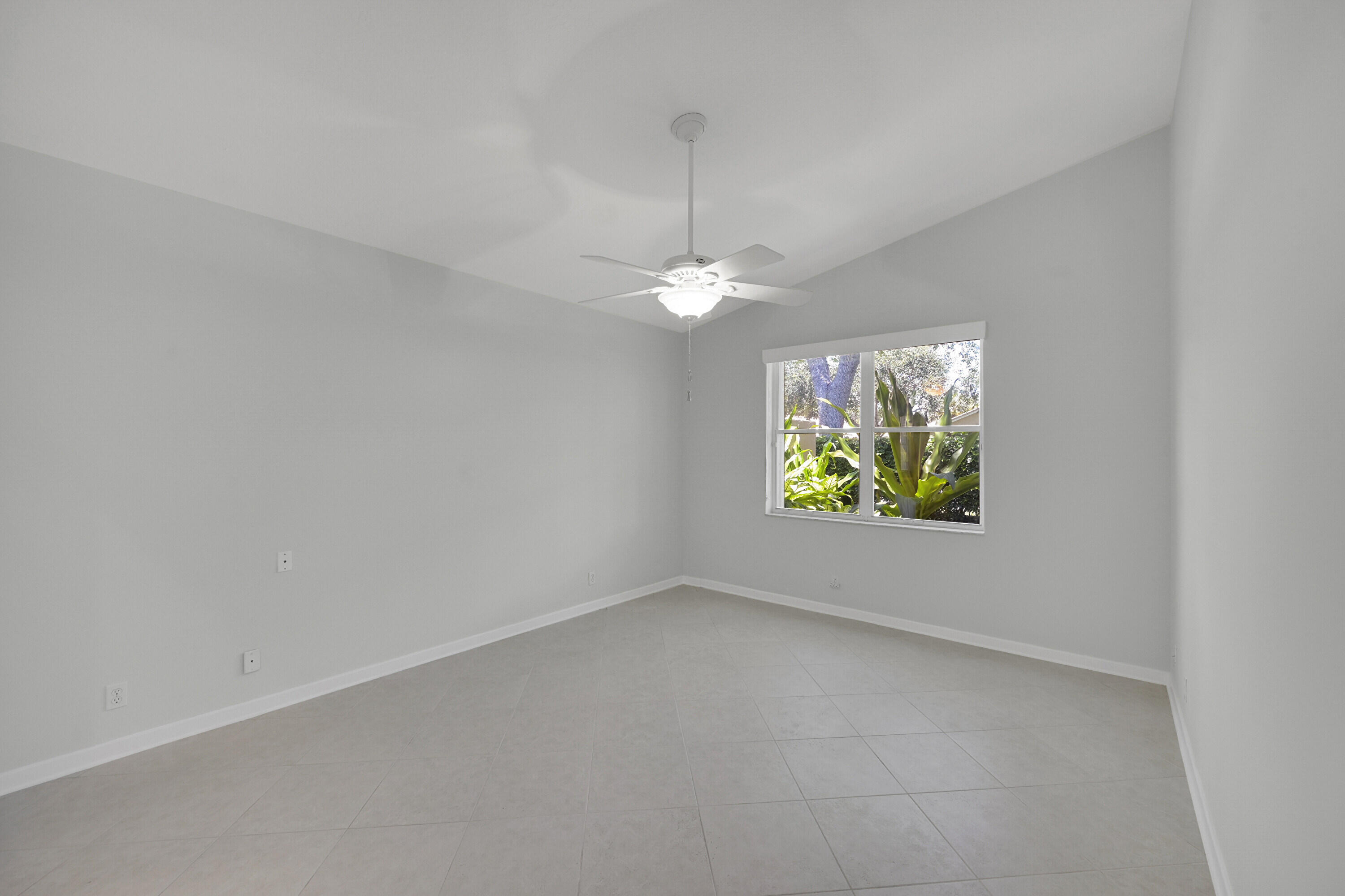 7075 Vía Genova Delray Beach, FL 33446 - Photo 14 of 30 15_ra1_8586