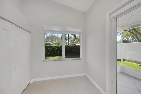 $399,950 | 7075 Vía Genova, Delray Beach, FL 33446