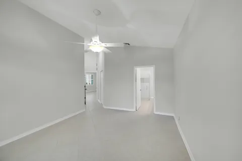 $399,950 | 7075 Vía Genova, Delray Beach, FL 33446