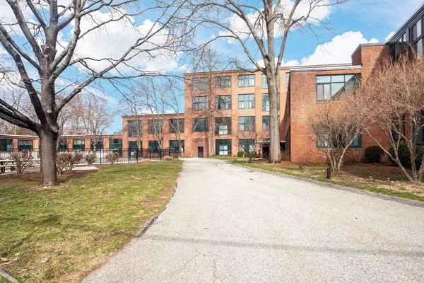 $265,000 | 150 Rumford Avenue, Unit 5, Mansfield, MA 02048