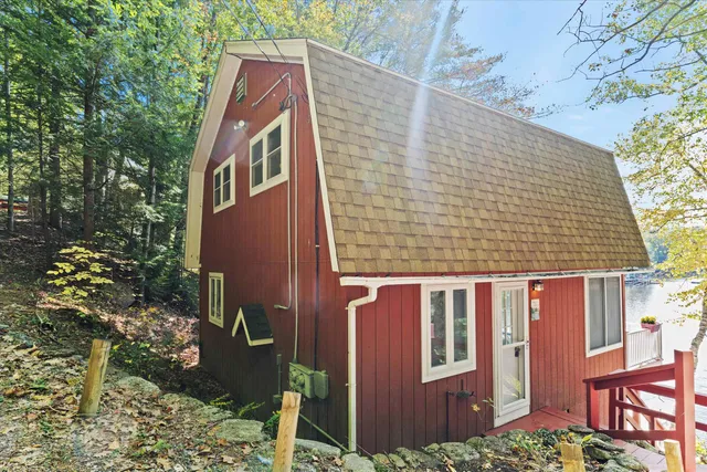 $829,900 | 60 Wheelers Cv Road, Antrim, NH 03440