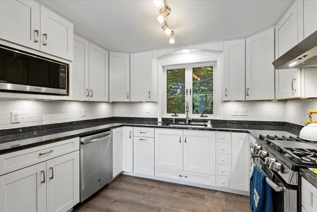 $829,900 | 60 Wheelers Cv Road, Antrim, NH 03440