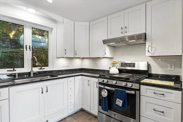 $829,900 | 60 Wheelers Cv Road, Antrim, NH 03440