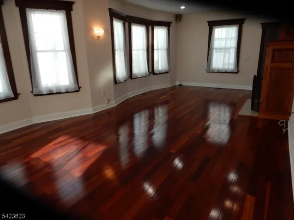 $5,600 | 418 Washington Street, Westfield, NJ 07090