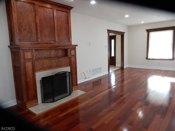 $5,600 | 418 Washington Street, Westfield, NJ 07090