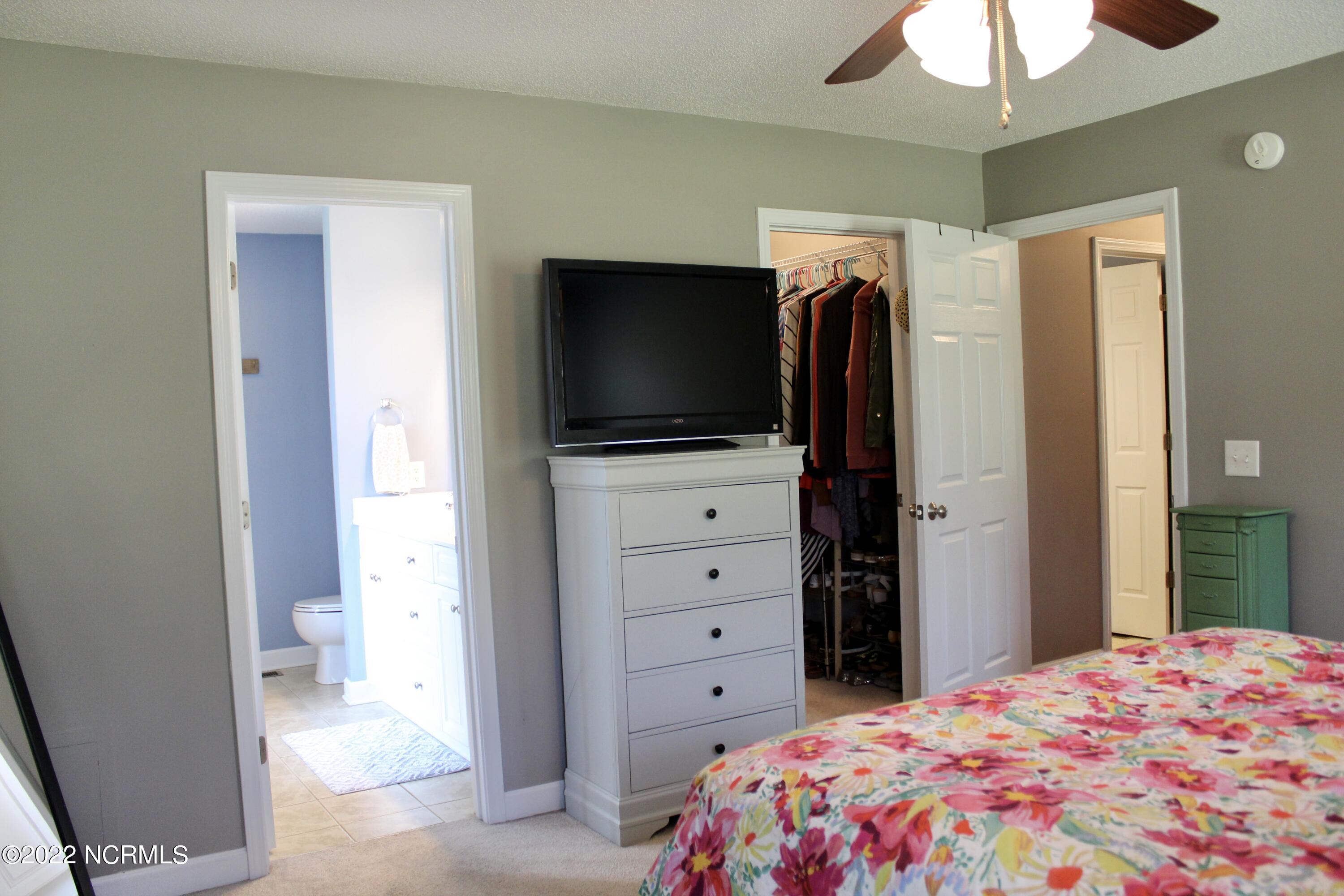 248 Roberts Place Carthage, NC 28327 - Photo 17 of 25 master bedroom