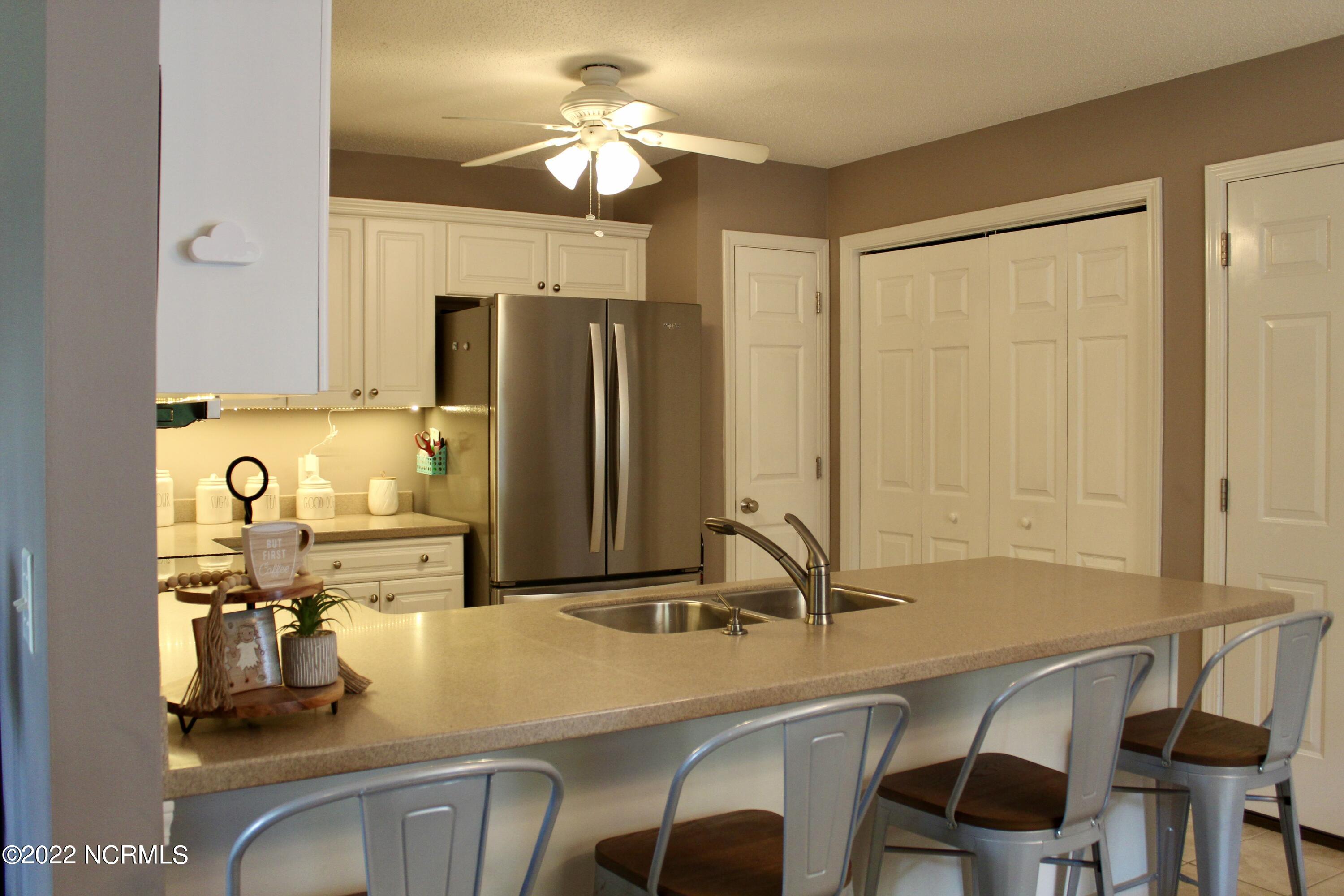 248 Roberts Place Carthage, NC 28327 - Photo 6 of 25 kitchen