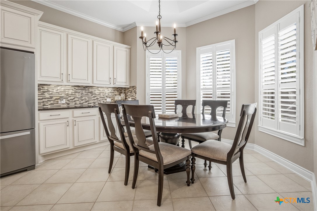 2427 Anderson Point Lane Spring, TX 77388 - Photo 19 of 46 2427 Anderson Point Ln, Spring, TX 77388 - Breakfast nook with additional storage and counter space