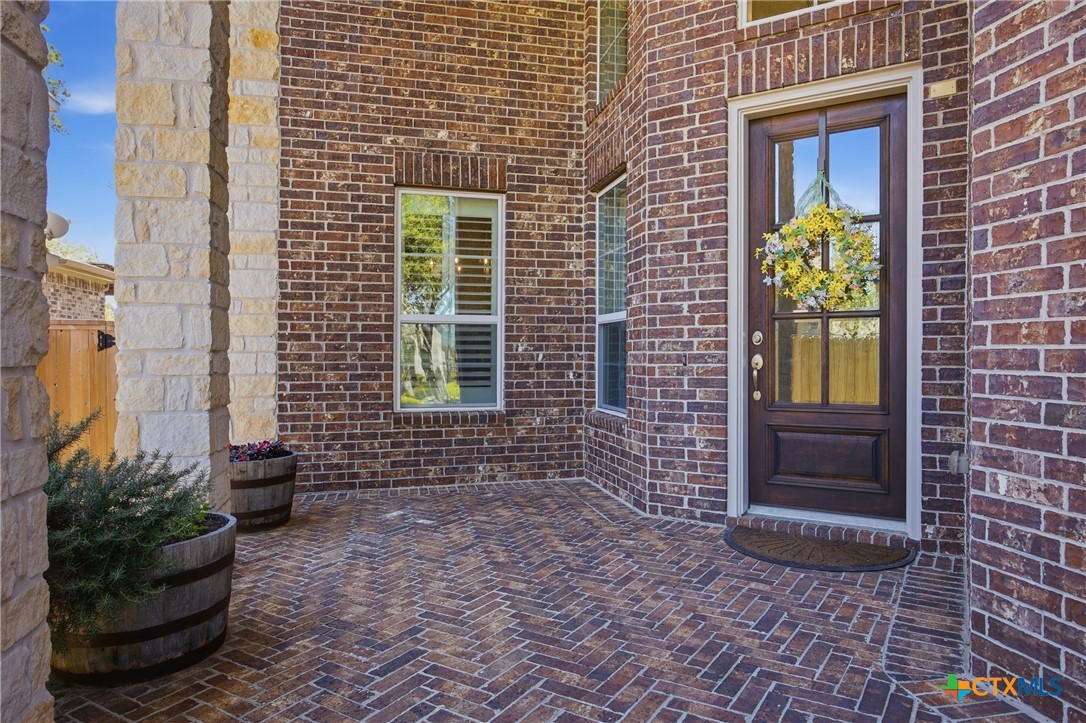 2427 Anderson Point Lane Spring, TX 77388 - Photo 6 of 46 2427 Anderson Point Ln, Spring, TX 77388 - Covered front entry