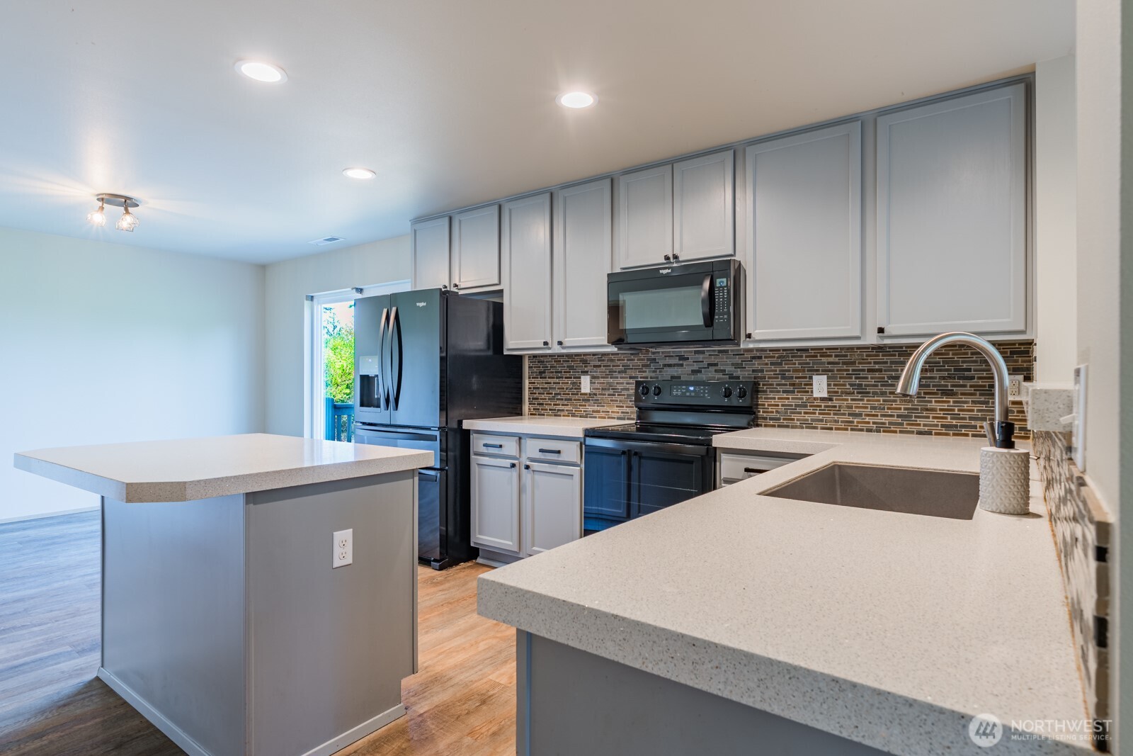 5609 Timber Ridge Drive Mount Vernon, WA 98273 - Photo 9 of 39 Gallery Image 9