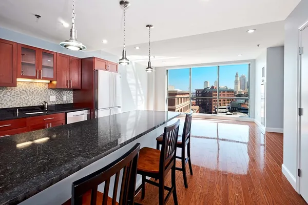 $749,000 | 234 Causeway Street, Unit U819, Boston, MA 02114