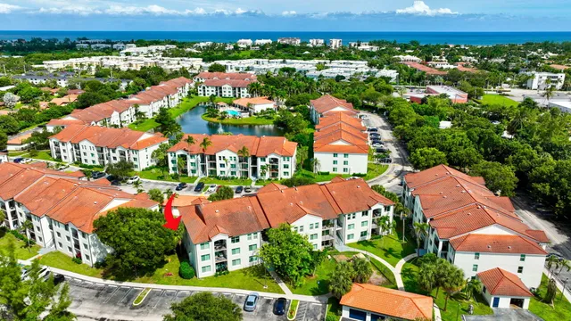 $299,995 | 1202 Villa Circle, Boynton Beach, FL 33435