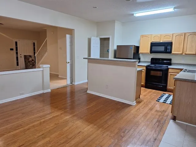 $198,000 | 2858 Parkway Close, Unit 2858, Lithonia, GA 30058