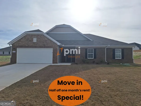 $1,945 | 313 Gazebo Drive, Bonaire, GA 31005