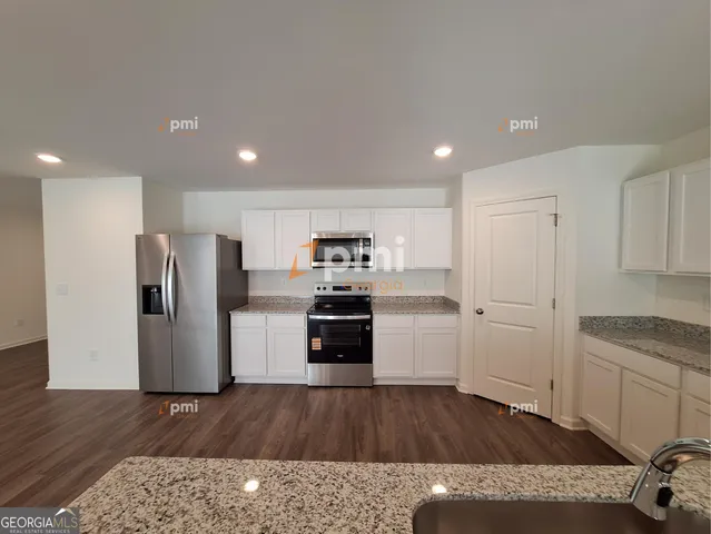 $2,275 | 313 Gazebo Drive, Bonaire, GA 31005