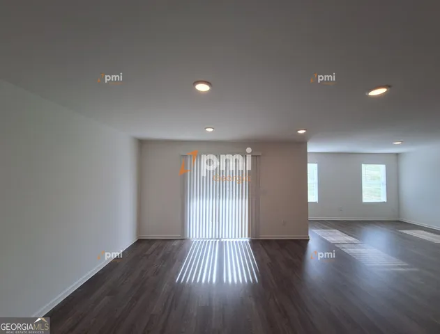 $2,275 | 313 Gazebo Drive, Bonaire, GA 31005