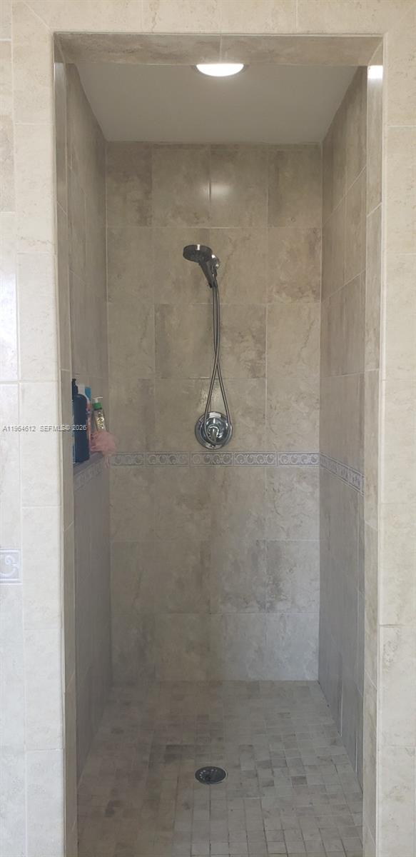 9835 Southwest 56th Street Miami, FL 33165 - Photo 13 of 23