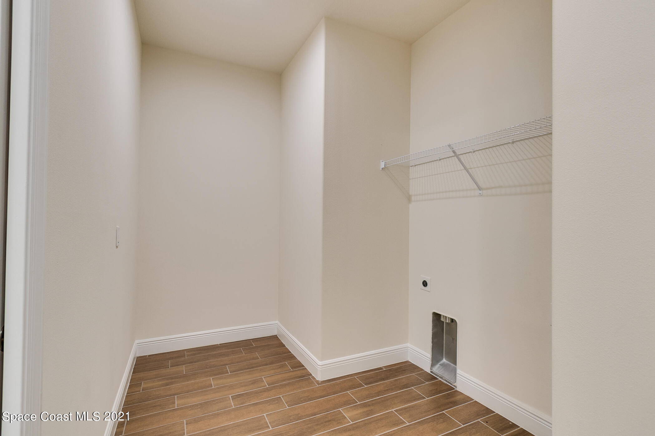 487 Abello Road Southeast, Unit 50 Palm Bay, FL 32909 - Photo 21 of 23 a view of an empty room