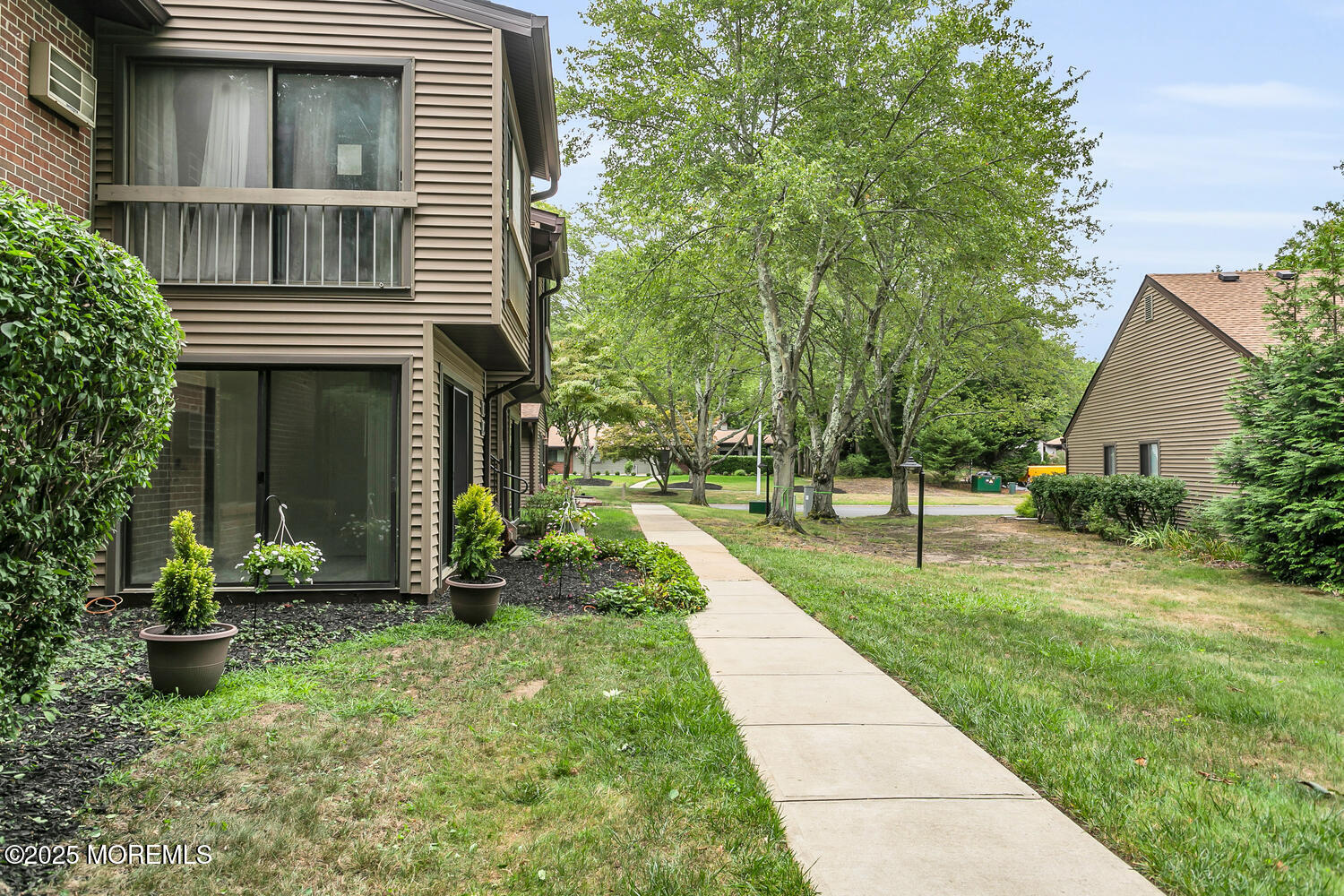 31 Hancock Court Red Bank, NJ 07701 - Photo 18 of 32 a view of a house with a yard