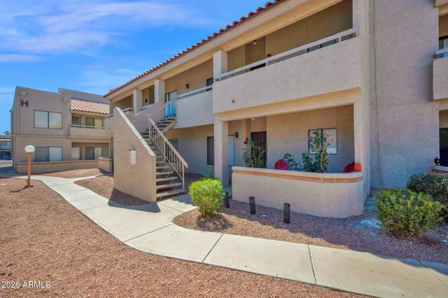 $165,000 | 11666 North 28th Drive, Unit 152, Phoenix, AZ 85029