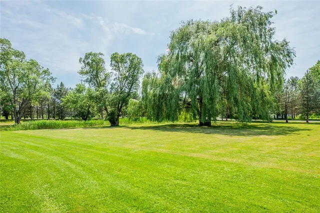 $109,900 | 900 Cobblestone Court, Clarendon, NY 14470