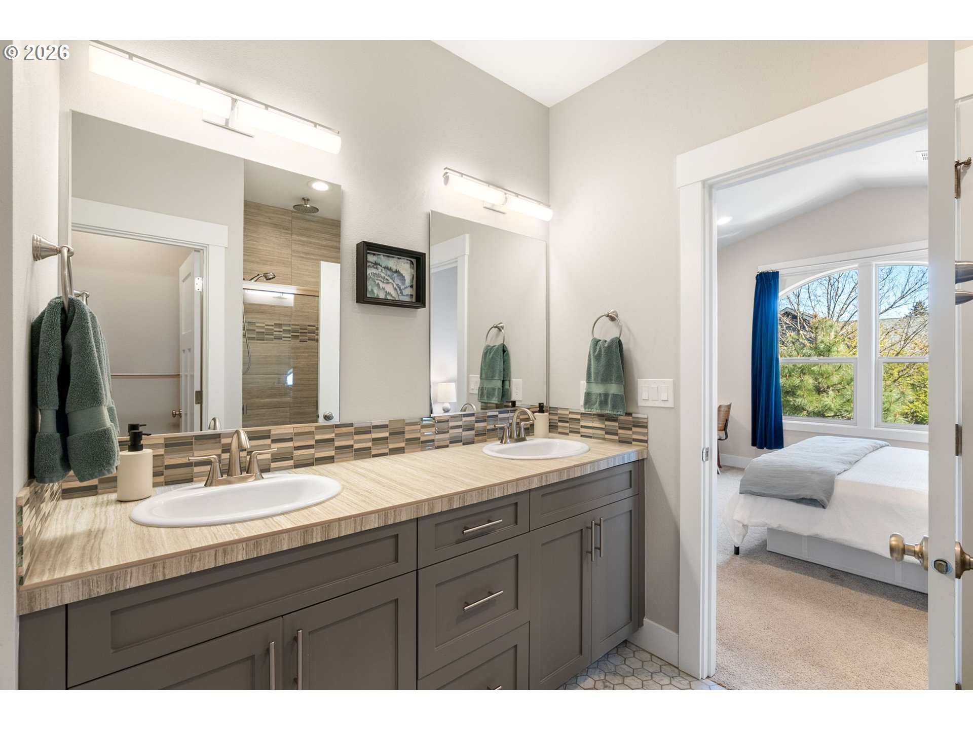 921 Goose Way Hood River, OR 97031 - Photo 24 of 44 a bathroom with a sink and a mirror