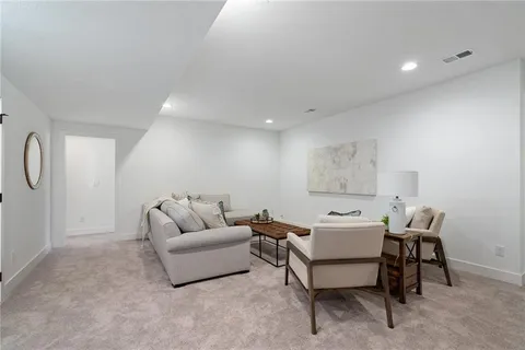 $683,340 | 25013 West 90th Terrace, Lenexa, KS 66227