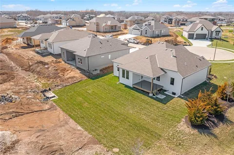 $683,340 | 25013 West 90th Terrace, Lenexa, KS 66227