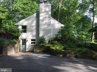 13605 Bardon Road Phoenix, MD 21131 - Photo 31 of 37 Lower level entrance from driveway and carport