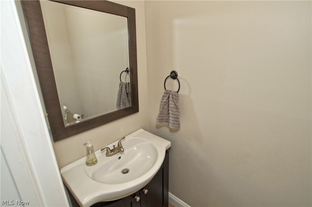 36509 Ridge Road Willoughby, OH 44094 - Photo 26 of 35 Gallery Image 26