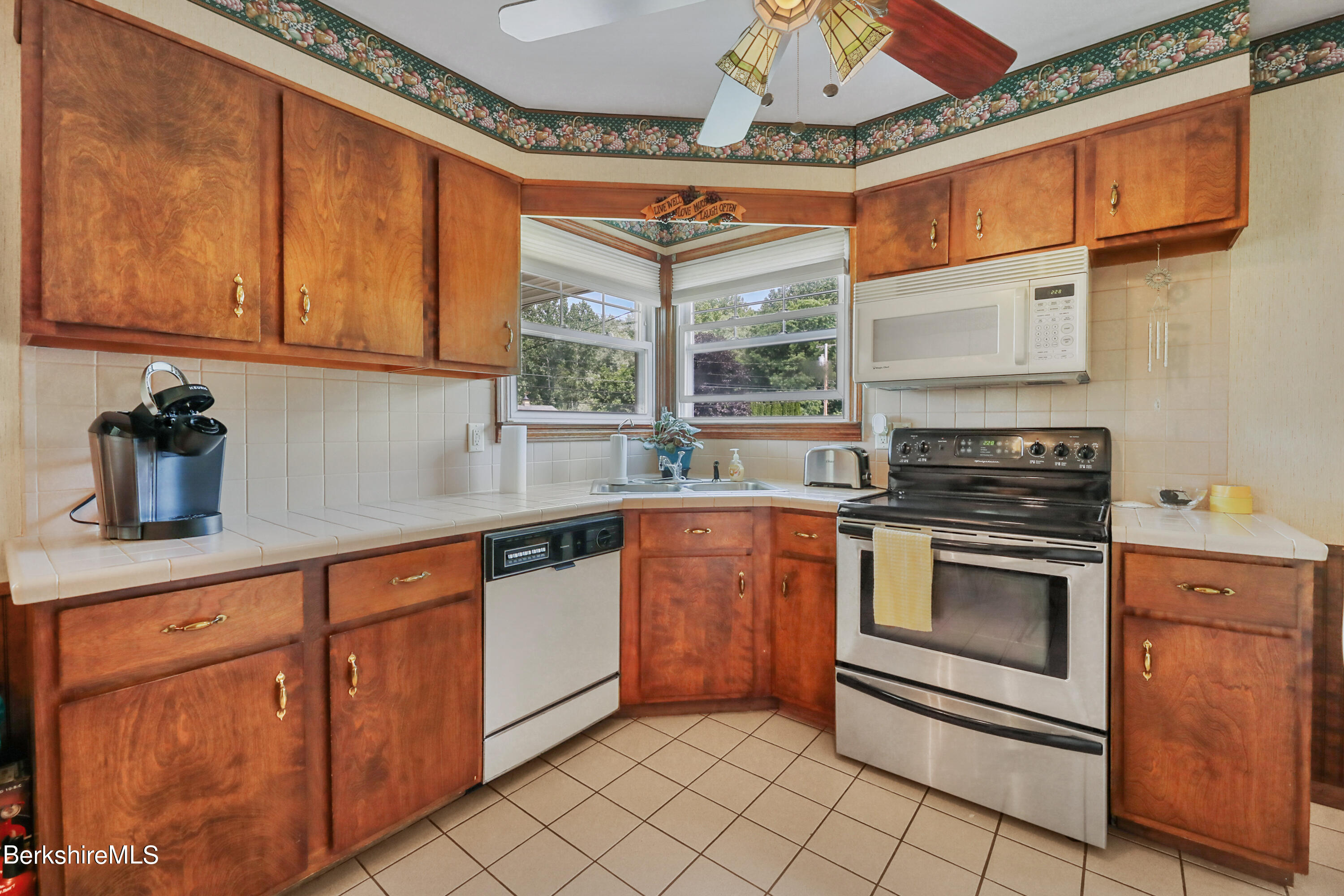 480 Savoy Road Cheshire, MA 01225 - Photo 8 of 30 50 Kitchen