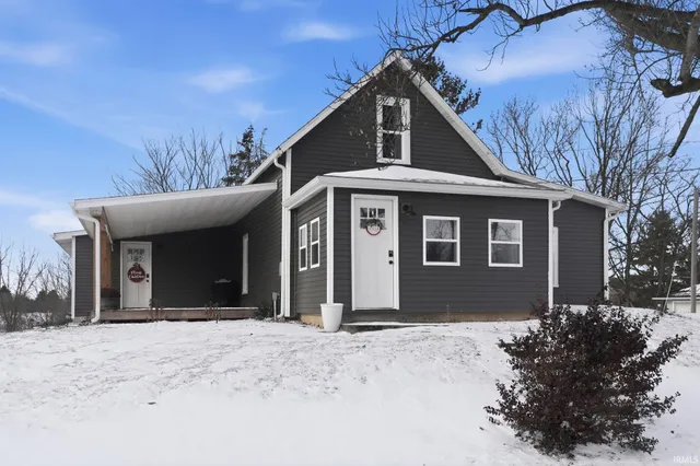 $240,000 | 717 South York Street, Albion, IN 46701