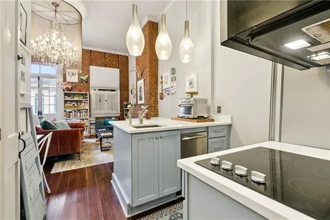 $325,000 | 933 Orleans Street, Unit 1, New Orleans, LA 70116