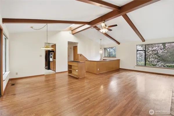 $3,800 | 16020 Lake Hills Boulevard, Bellevue, WA 98008