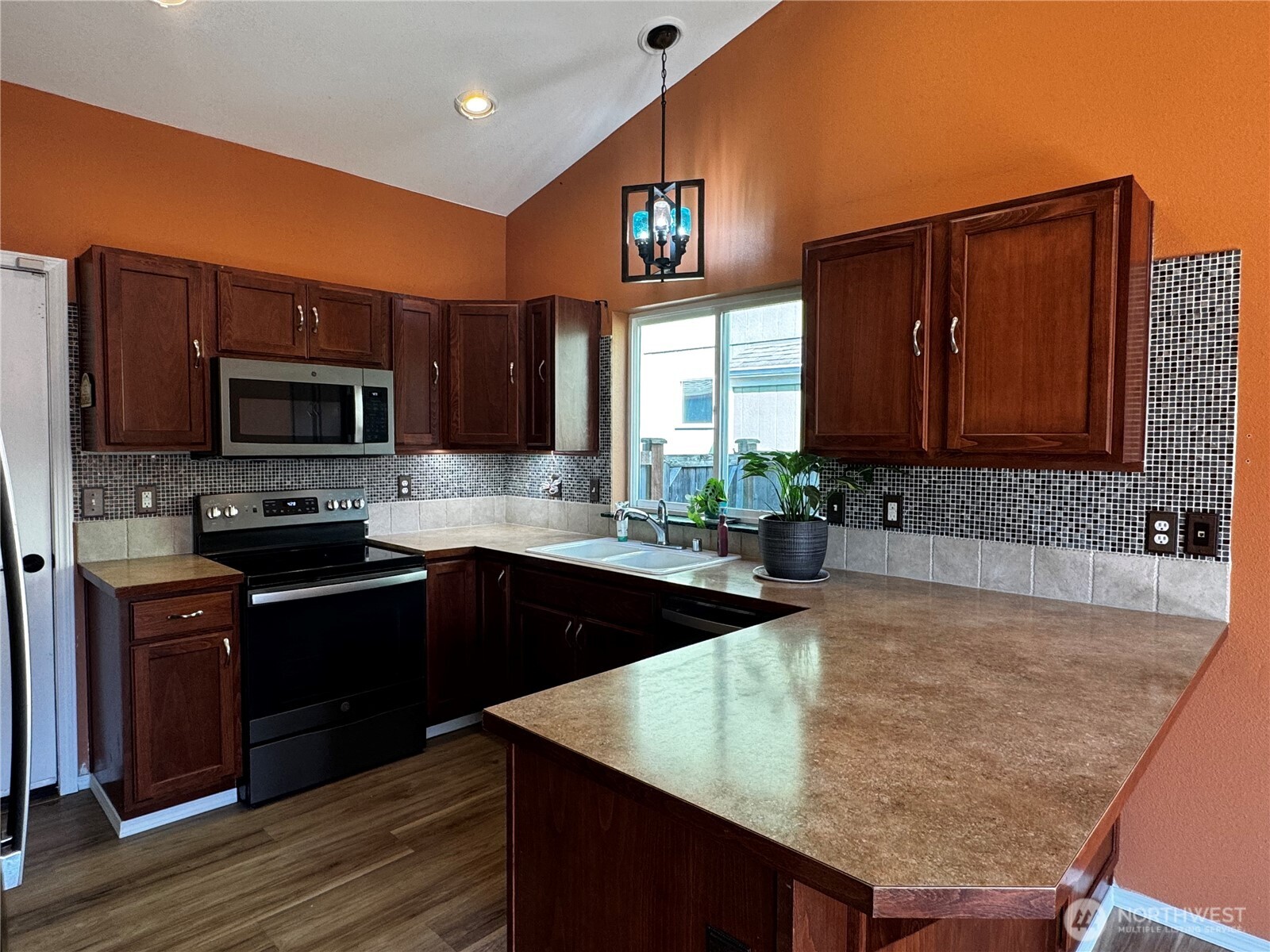 427 Stadium Loop Napavine, WA 98565 - Photo 7 of 38