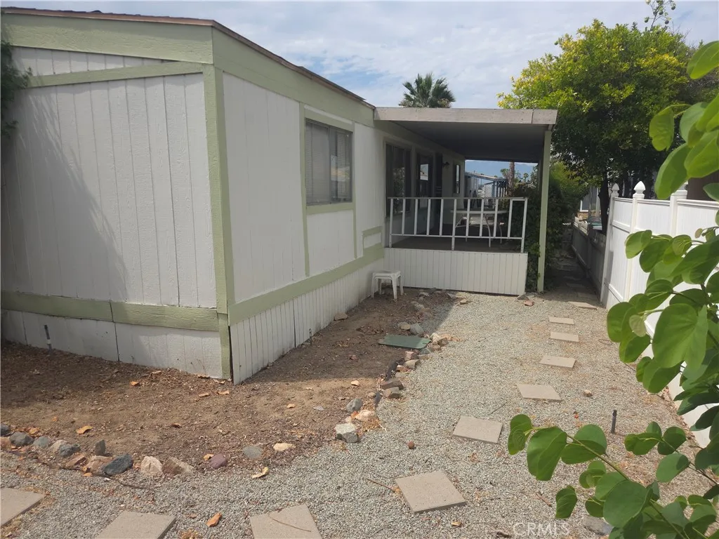 1550 Rimpau, Unit 20 Corona, CA 92881 - Photo 18 of 42