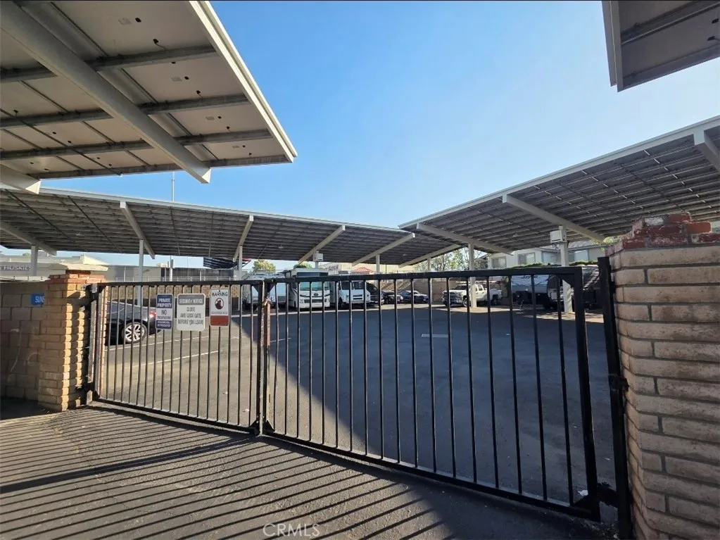 1550 Rimpau, Unit 20 Corona, CA 92881 - Photo 23 of 42