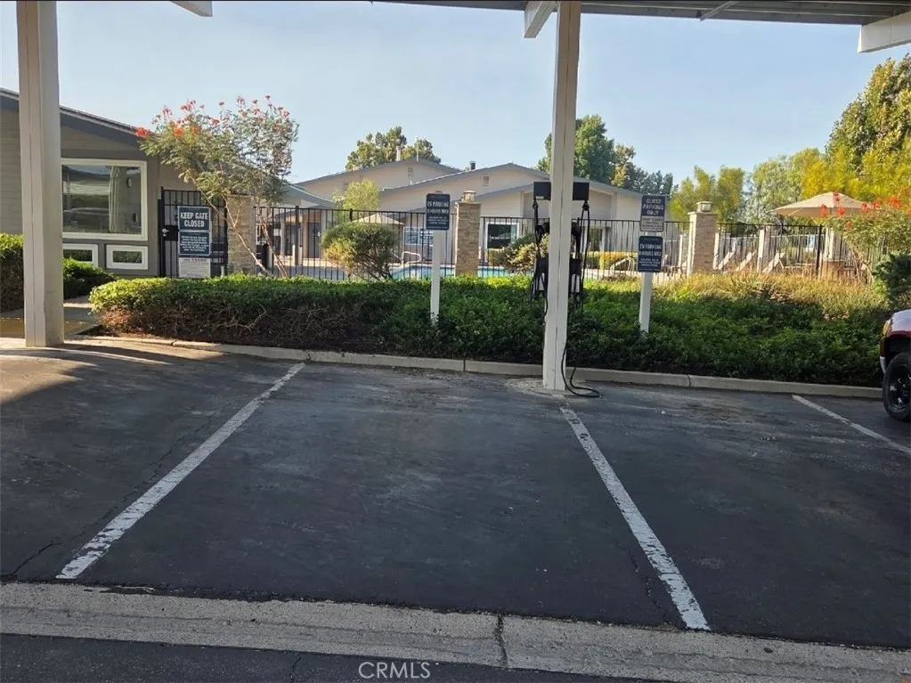 1550 Rimpau, Unit 20 Corona, CA 92881 - Photo 38 of 42