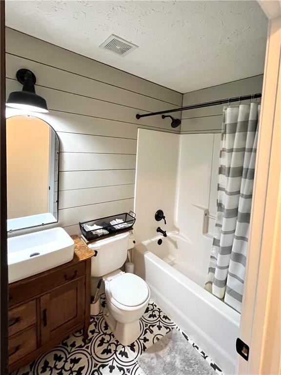 138 West Fork Way Temple, GA 30179 - Photo 11 of 15 a bathroom with a sink a toilet and shower