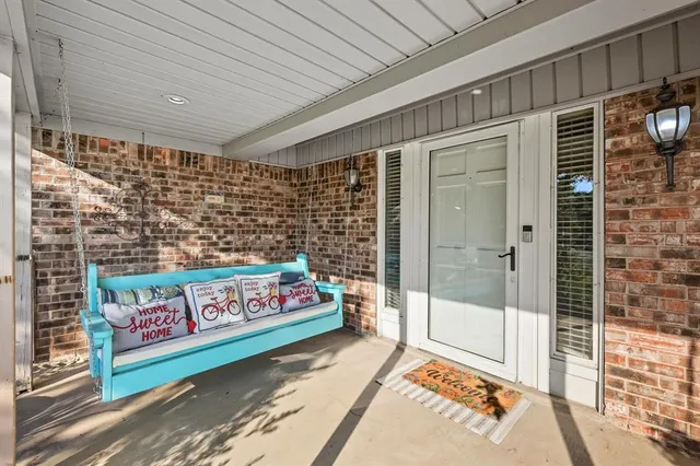 $419,997 | 2908 Steve Drive, Hurst, TX 76054