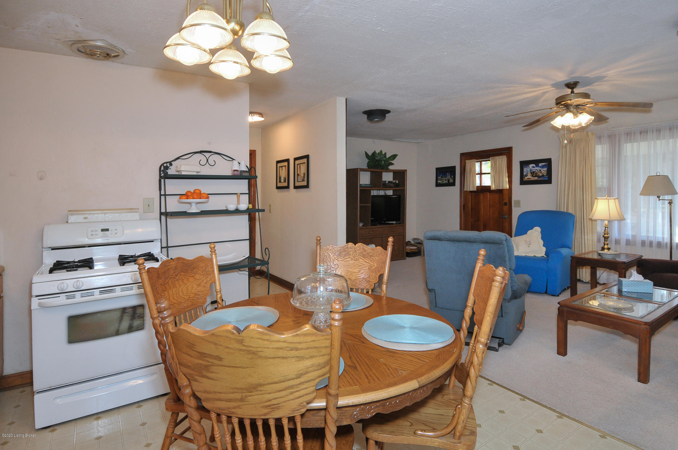 1054 Browningtown Road Shepherdsville, KY 40165 - Photo 13 of 33 13-1054BrowningtownRd
