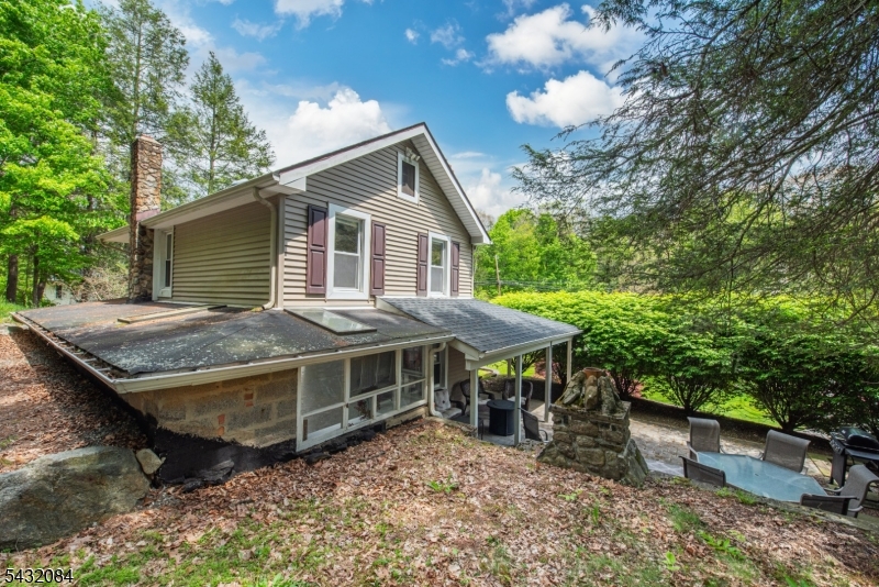 2 Red Mine Road Wanaque, NJ 07465 - Photo 19 of 28