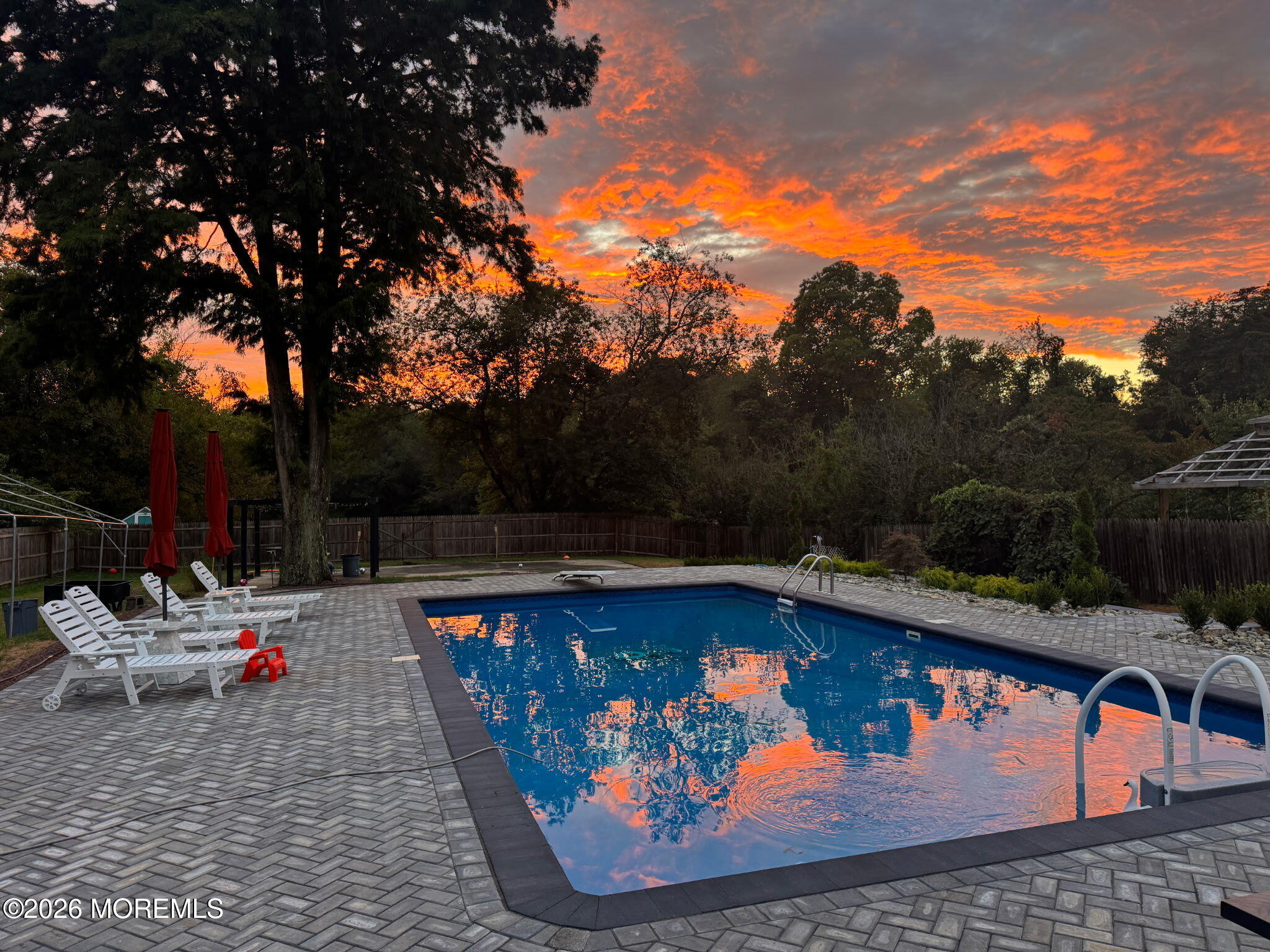 24 Butterfly Road Jackson, NJ 08527 - Photo 3 of 56 5848658898829413326