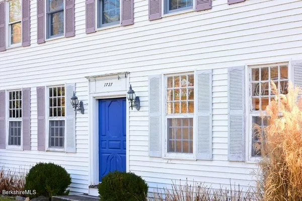 $3,200 | 139 Main Street, Sheffield, MA 01257