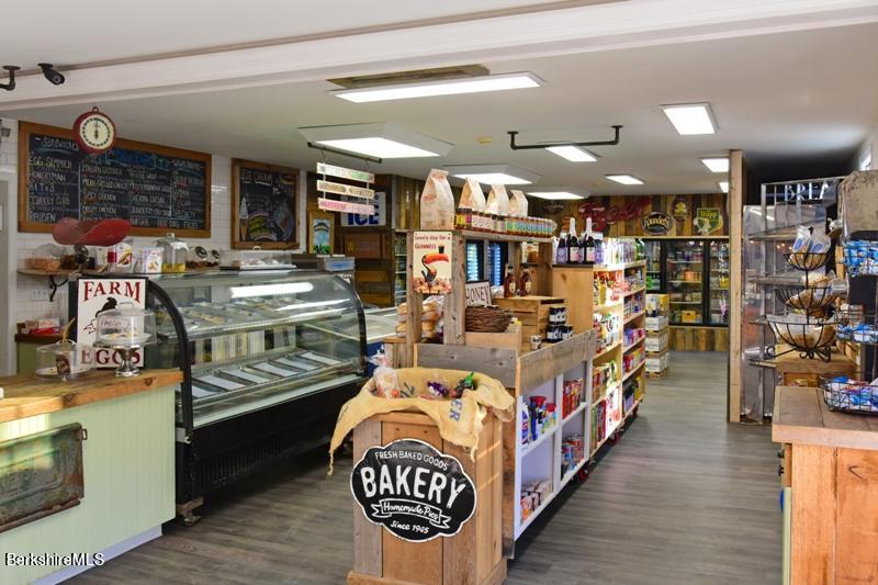 139 Main Street Sheffield, MA 01257 - Photo 8 of 29 DSC_3978_1